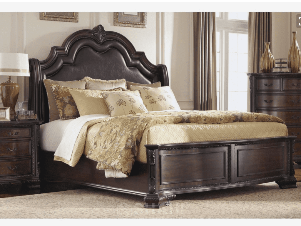 English Style Modern Bed  - Shahi® Furniture by Anil Shahi